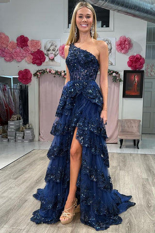 Livia | Langes Ballkleid aus Spitze mit einer Schulter und Stufen