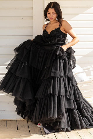 Vestido de fiesta largo con corsé, apliques de volantes escalonados y tirantes finos