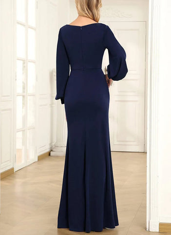 Vestidos para madre de la novia con escote halter, mangas largas y corte tubo/columna 