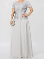 A-Line/Princess Short Sleeves Mother of the Bride Dresses with Applique & Sequins by Dreamylily