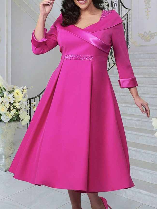 A-Line/Princess V-Neck Plus Size Mother of the Bride Dresses Hover Image