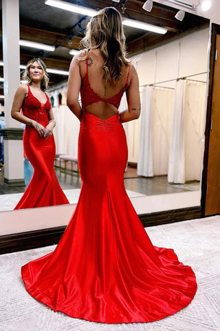 Meerjungfrau-Ballkleid aus Satin mit tiefem V-Ausschnitt und Applikationen, marineblau, PSK557