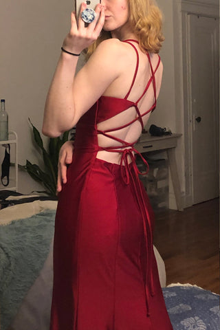 Vestido de fiesta largo de satén burdeos con escote en V y espalda cruzada, corte sirena PSK535