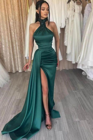 Vestido de fiesta modesto largo de sirena con cuello halter de satén sin mangas y abertura
