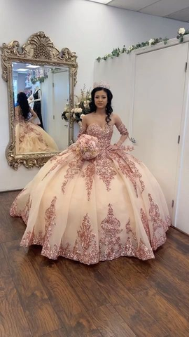 Vestido de quinceañera con escote corazón, estilo princesa, abullonado, color oro rosa, con apliques de cuentas, Y827