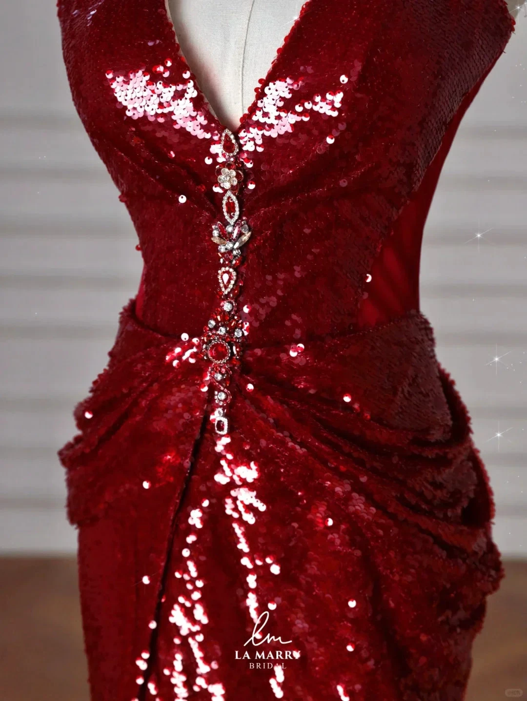 Sexy Burgundy Sequins Halter V Neck Evening Dress Backless Mermaid Evening Dress Y8628 by simplepromdress