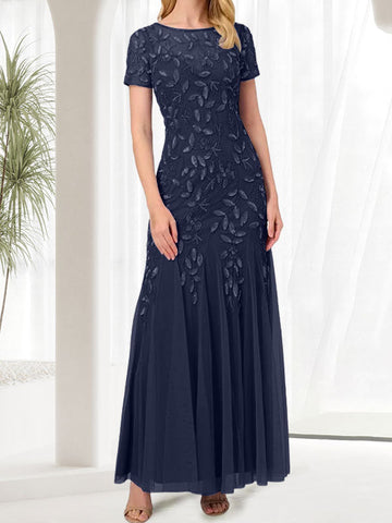 Vestido largo de sirena azul con cuello redondo para madre de la novia con cuentas