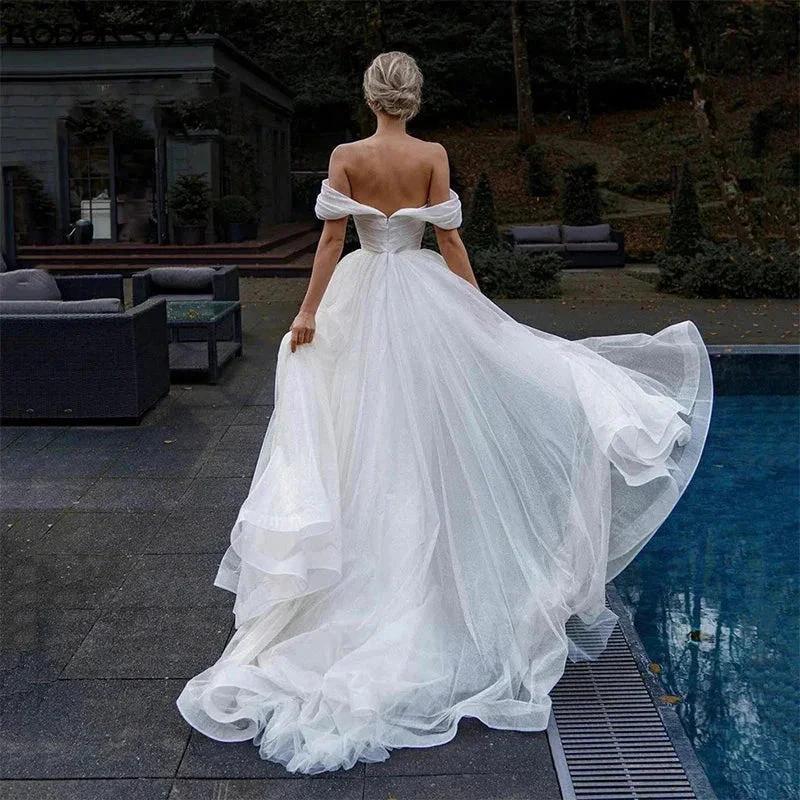 Off Shoulder Glitter Tulle Wedding Dresses Sweetheart Straps Bridal Gowns For Bride Robe De Mariée Beach Sweep Train For Women by payinti
