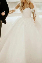 Off the shoulder Sweetheart Summer Beach Wedding Dress by misshow.com