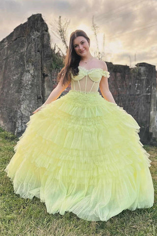 Vestido de fiesta amarillo claro con volantes y hombros descubiertos PSK480