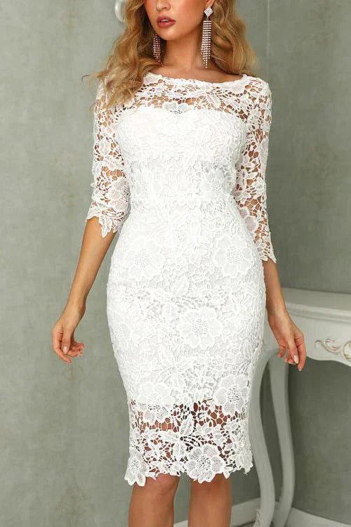 Chic Ivory Long Sleeves Knee Length Lace Homecoming Dresses
