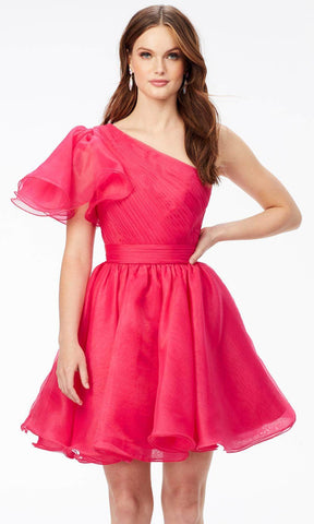 Cocktailkleid mit einem Flatterärmel SYH108