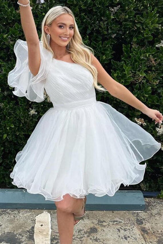Cocktailkleid mit einem Flatterärmel SYH108