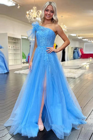 Vestido de fiesta largo de encaje azul con un solo hombro y abertura PSK537