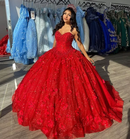 Wunderschönes rotes Ballkleid mit Pailletten und Applikationen. Trägerloses A-Linien-Ballkleid Y8213