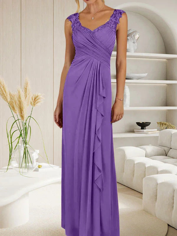 Vestido de malla plisada con escote corazón y corte en A color champán