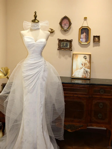 Elegantes weißes trägerloses Tüll-Satin-Meerjungfrau-Abschlussball-Abendkleid, formelles Hochzeitskleid Y8602