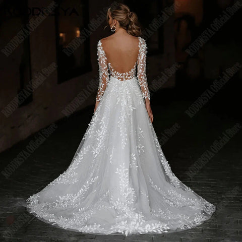 Sexy Backless Wedding Dresses New 2023 Long Sleeves Bride Gowns V-Neck A-Line Lace Applique Tulle vestidos de novia