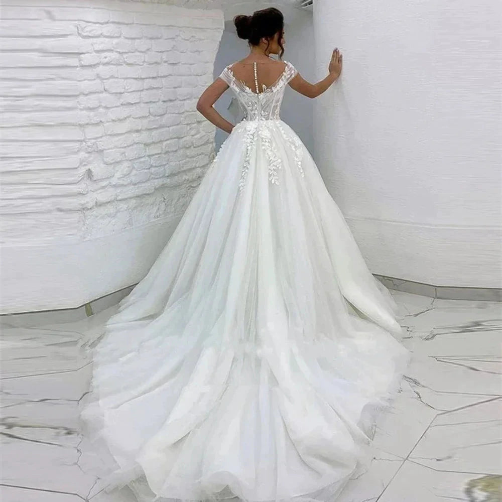 Ramanda Elegant V-Neck Sleeveless Wedding Dress For Bride 2023 A-Line Floral Lace Appliques Buttons Back Vestido De Novia by payinti