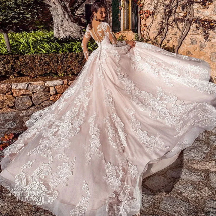 Ramanda Exquisite Lace Appliques Ball Gown Long Sleeves Wedding Dress For Bride Buttons Illusion Back Court Train Bridal Gown by payinti