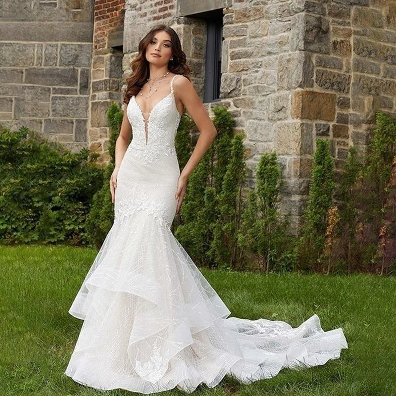 Romantic Wedding Dress Sexy Deep V-Neck Vestidos De Novia Appliques Vestido De Noiva Backless Custom Made Lace Robe De Mariée