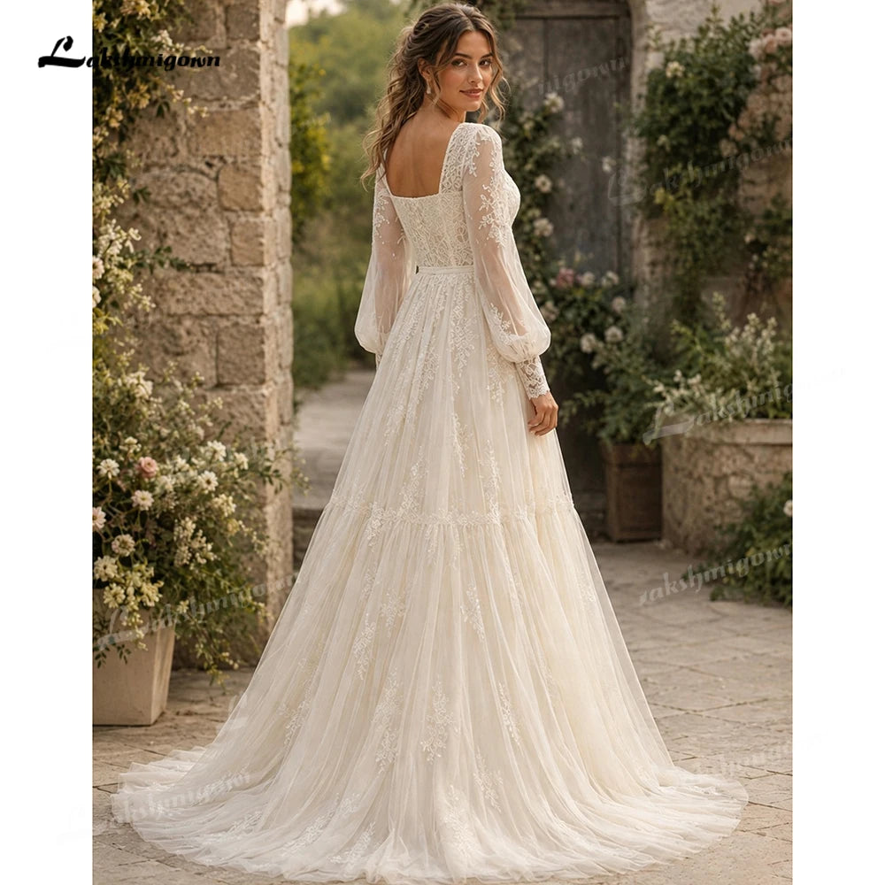 Vintage Square Neck Puff Long Sleeve Boho Wedding Dress Lace Applique Tulle A Line Bridal Gowns Tiered Wedding Gowns Customized