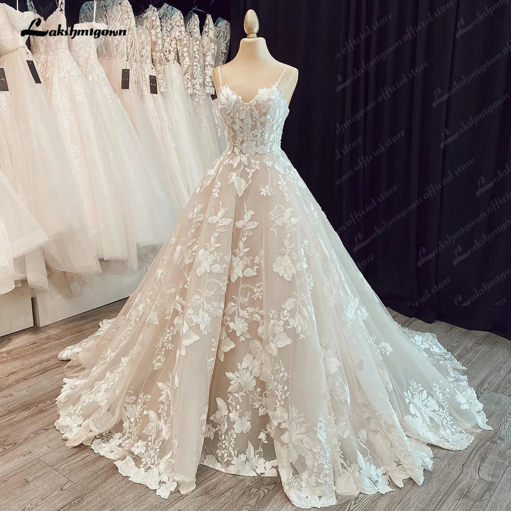 ZapDress Luxury Spaghetti Straps Lace Women Sweetheart Neck Wedding Dress for Bride Champagne Wedding Gown Vestidos Para Boda