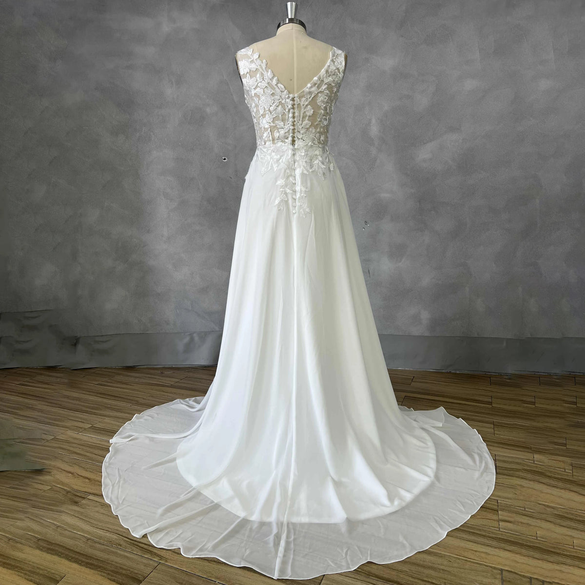 Boho A Line Chiffon Wedding Dress Sleeveless Deep V Lace Sheer Back Buttons Sweep Train Beach Bridal Gown Custom Vestido Novia