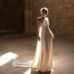 Halter Satin Sleeveless Deep V-neck Wedding Dress Sexy Mermaid Backless Wedding Gown with Court for Bridal Vestidos De Novia