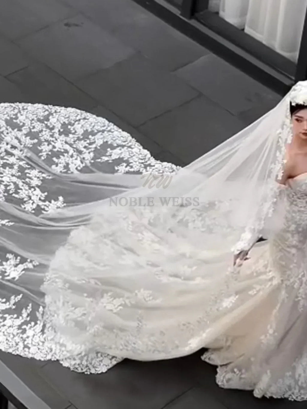 Long Wedding Veil Lace Appliques Cathedral Veil One-Layer Wedding Veils With Comb Customized