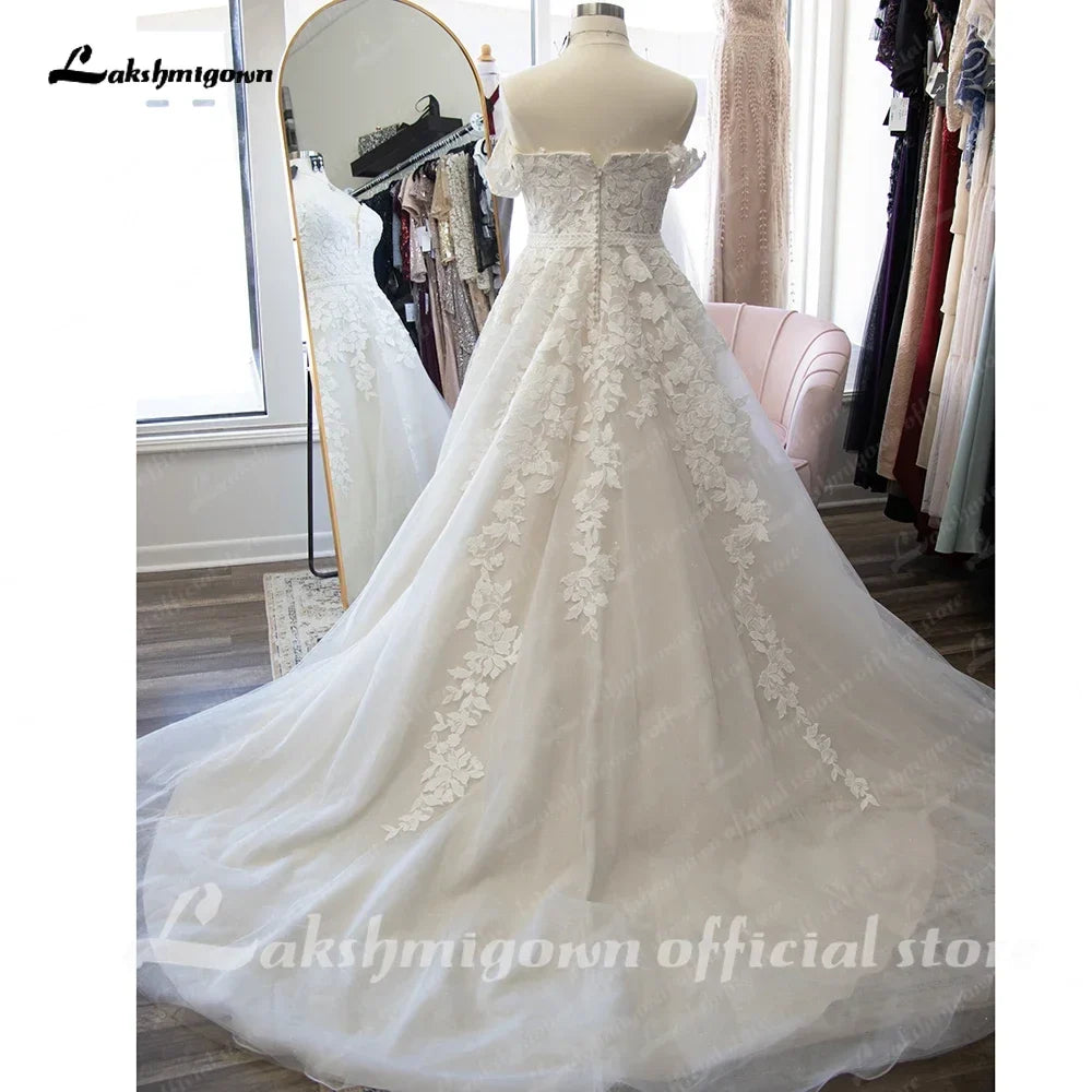 Lakshmigown Plus Size A Line Wedding Dress Off Shoulder Lace Floral Customized