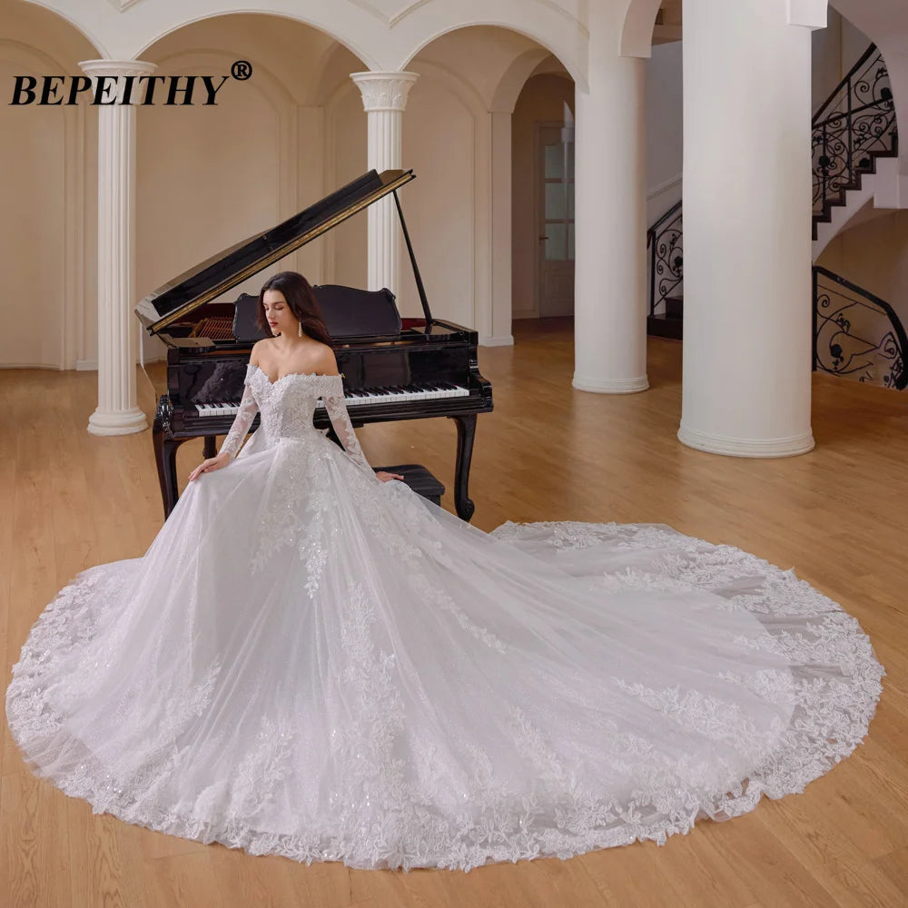 BEPEITHY Customized Princess Off Shoulder Lace Wedding Dresses For Plus Size Women Long Sleeves Bride Vintage Bridal Gown 2026