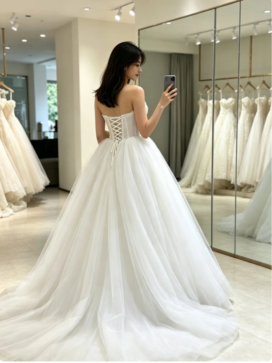 Sweetheart Strapless Ball gown Wedding Dress Lace Corset Bodice Satin Bow Waistband Pure Tulle Bridal Gown  Ivory Princess Bride