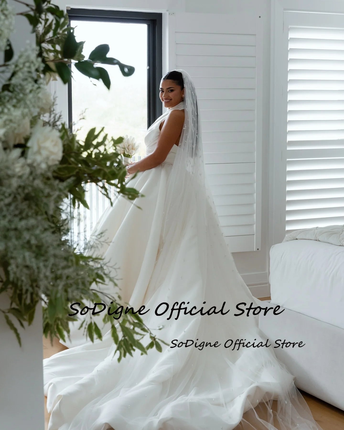 SoDigne A-line Satin Simple Wedding Dresses Sleeveless Halter Bridal Dress Long Wedding Gown Robe De Mairee ﻿Customized