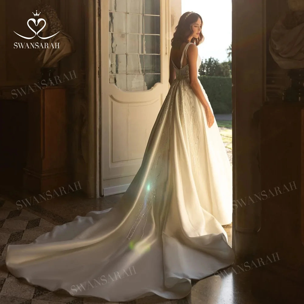 V-neck Sleeveless Wedding Dress 2027 Beading Open Back Customized Princess Bride Gown SwanSarah P277 Vestido De Novia