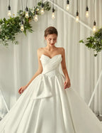 Classic Satin Strapless Sleeveless Bow Pleat A-Line Wedding Dresses Sweetheart Ball Gown Customized