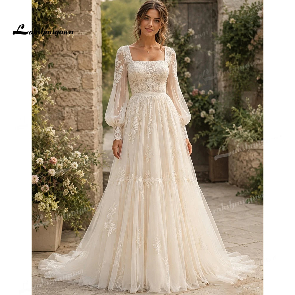 Vintage Square Neck Puff Long Sleeve Boho Wedding Dress Lace Applique Tulle A Line Bridal Gowns Tiered Wedding Gowns Customized