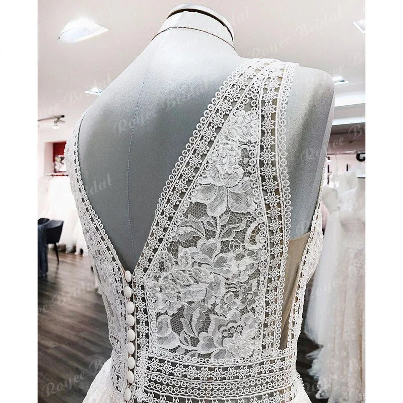ZapDress Boho Champagne Wedding Dresses Lace Appliques V Neck Sleeveless Sweep Train Bridal Dress Customized