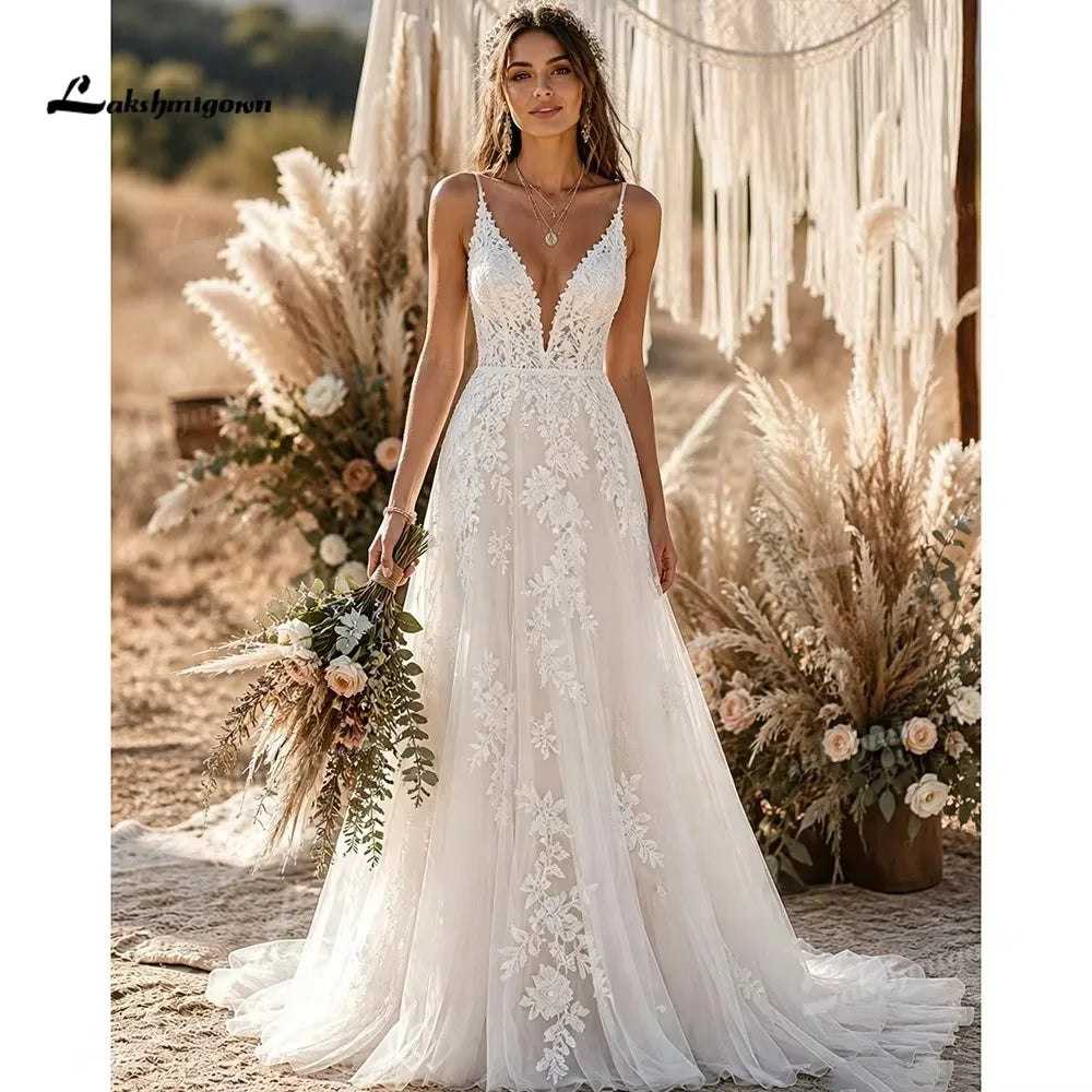 Spaghetti Strap Deep V Boho Wedding Dress Floral Lace Applique Tulle A Line Bridal Gowns Low Back Wedding Gowns Customized