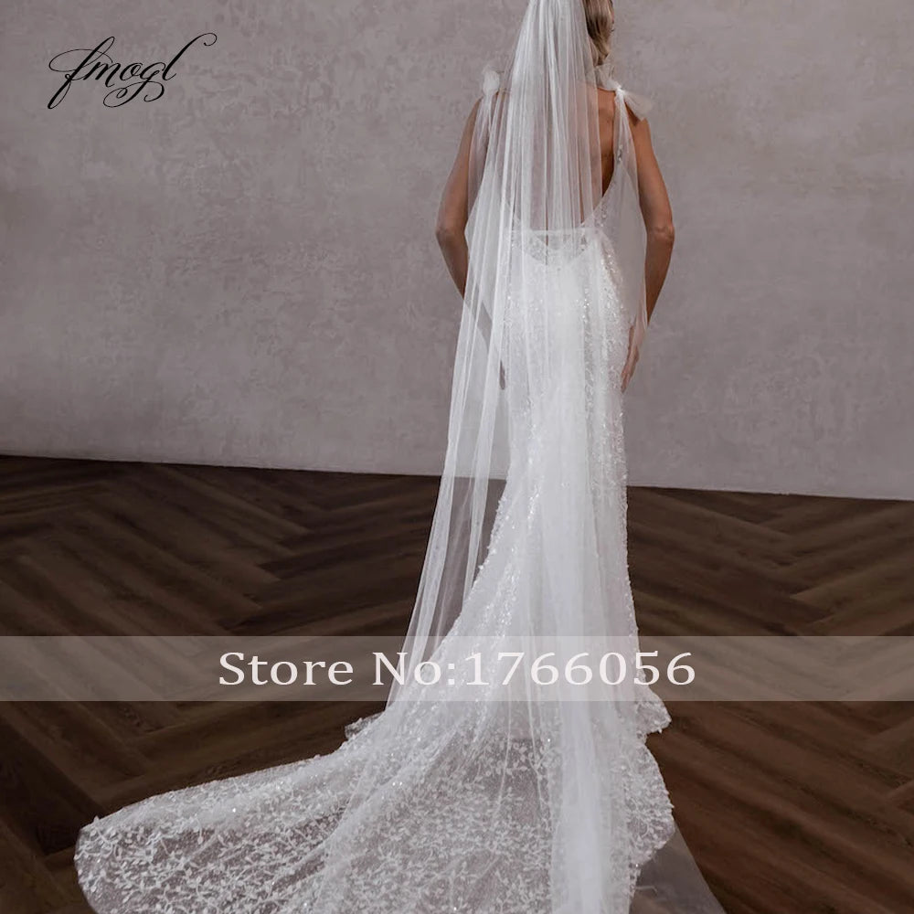 Customized Sexy Backless V Neck Spaghetti Straps Lace Mermaid Wedding Dresses Beaded Court Train Trumpet Vintage Bridal Gown
