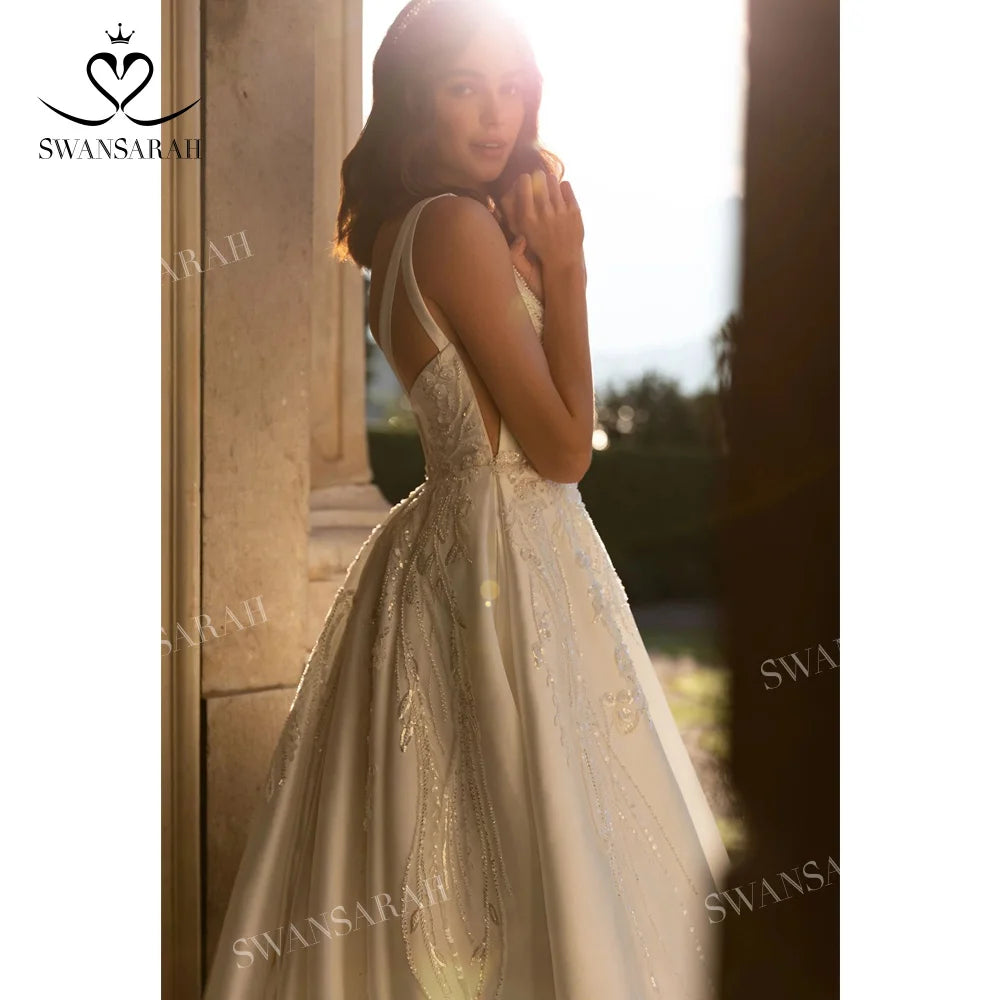 V-neck Sleeveless Wedding Dress 2027 Beading Open Back Customized Princess Bride Gown SwanSarah P277 Vestido De Novia
