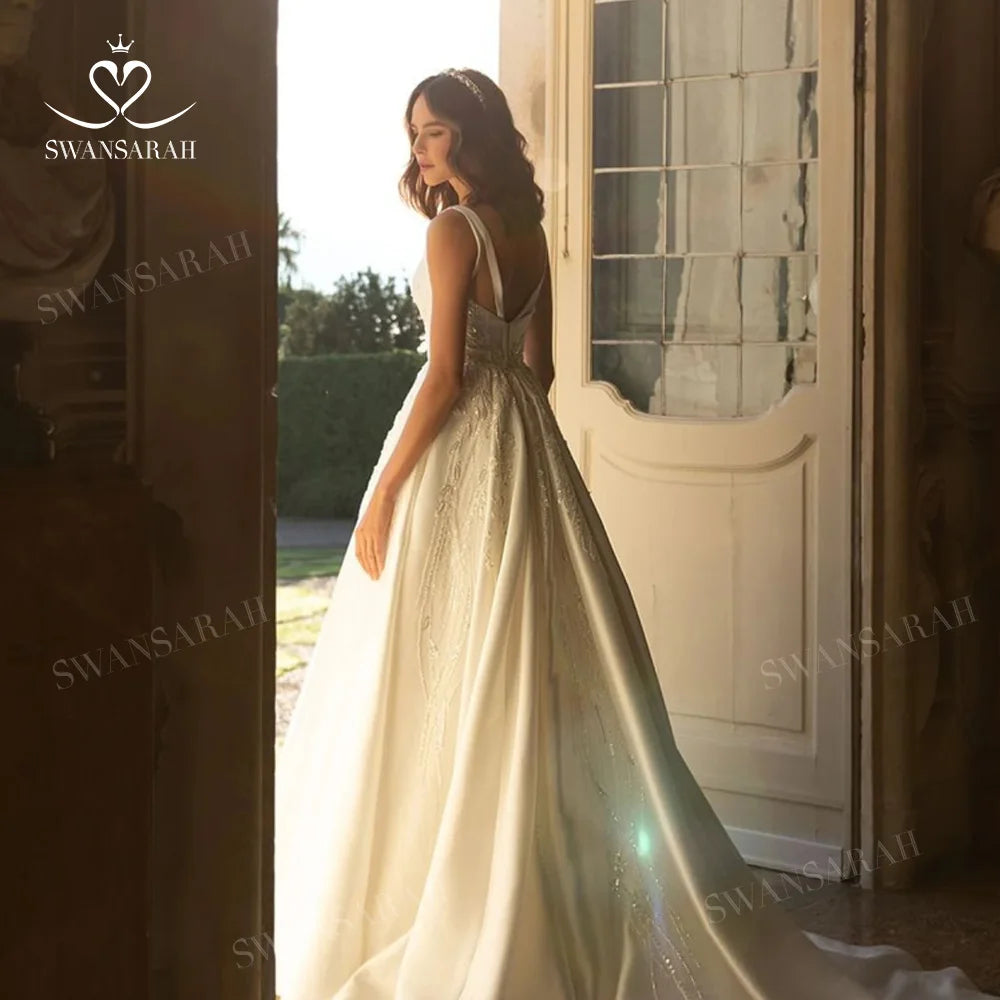 V-neck Sleeveless Wedding Dress 2027 Beading Open Back Customized Princess Bride Gown SwanSarah P277 Vestido De Novia