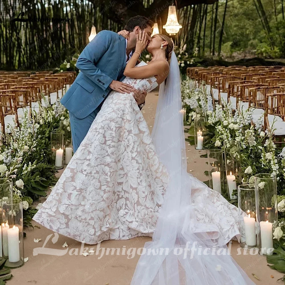 ZapDress Full Lace Strapless Wedding Dress Featuring Stunning Lace Appliques and Floral A-Line Bridal Dress Customized