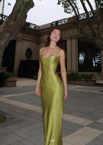 Elegantes Etuikleid mit Trägern in Grün, lang, Ballkleid Y8018