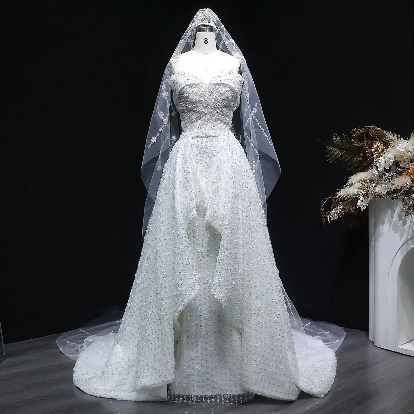 Luxury White Off-the-Shoulder Train Wedding Dress with Veil SW031
