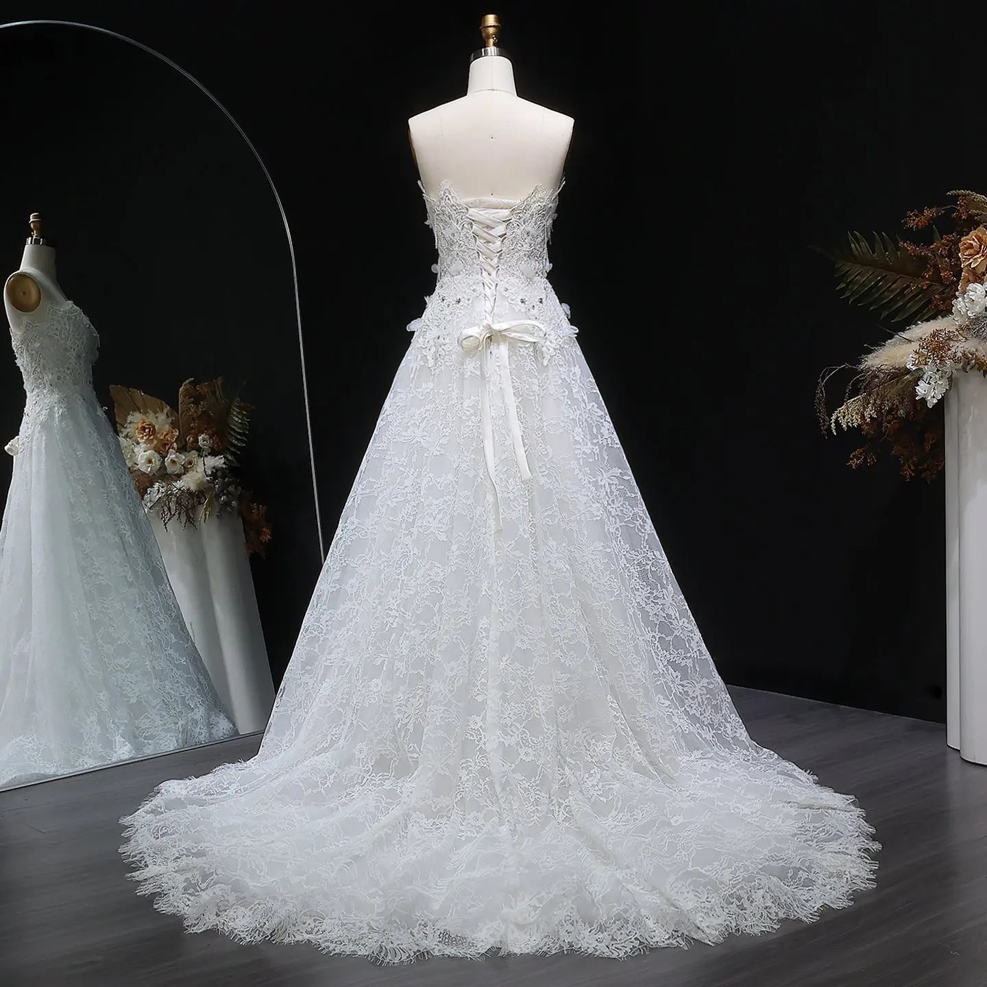 Luxury White Embroidered 3D Floral Strapless Ball Gown Wedding Dress SW639