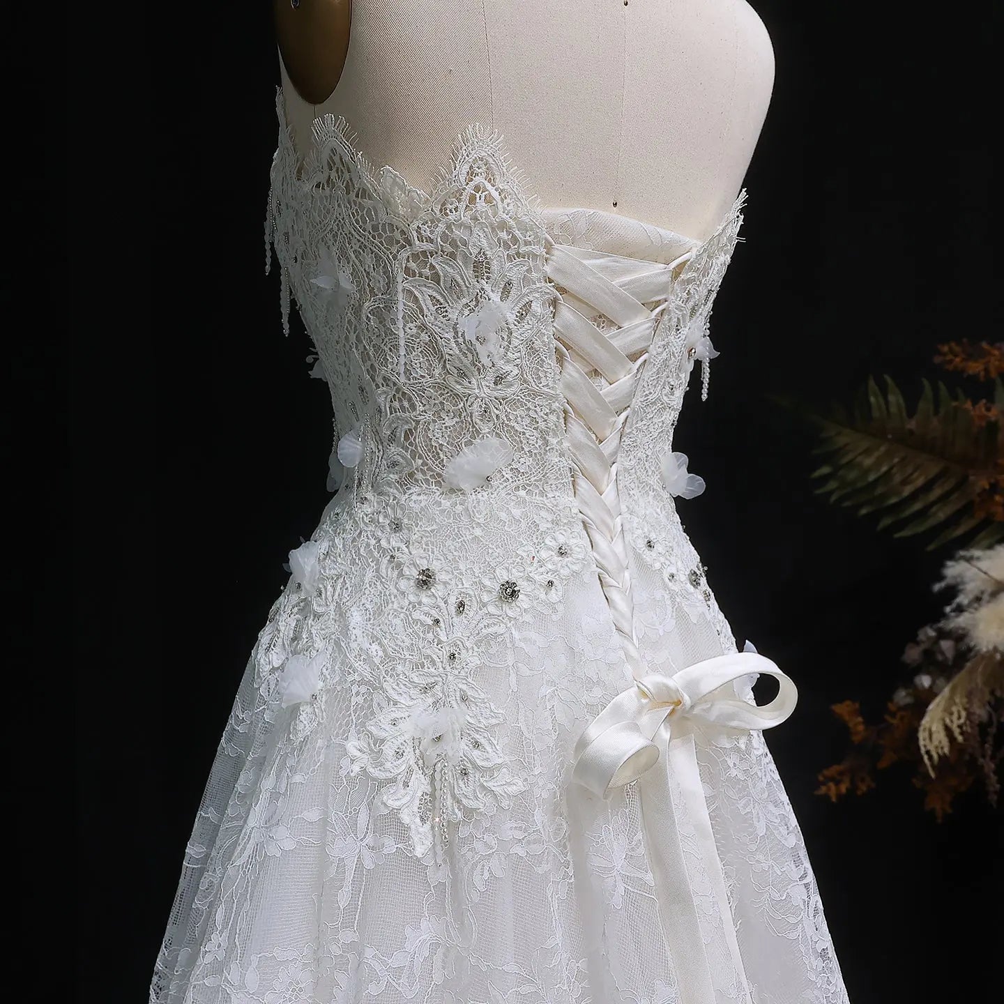 Luxury White Embroidered 3D Floral Strapless Ball Gown Wedding Dress SW639