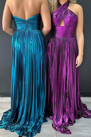 Vestido de fiesta largo azul pavo real con escote halter y corte A con abertura