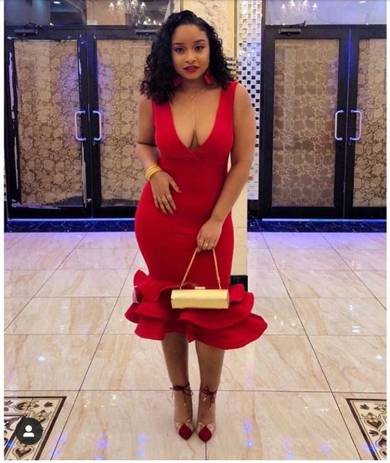 Romantic Red Sleeveless Evening Dress Y5645 Main Image