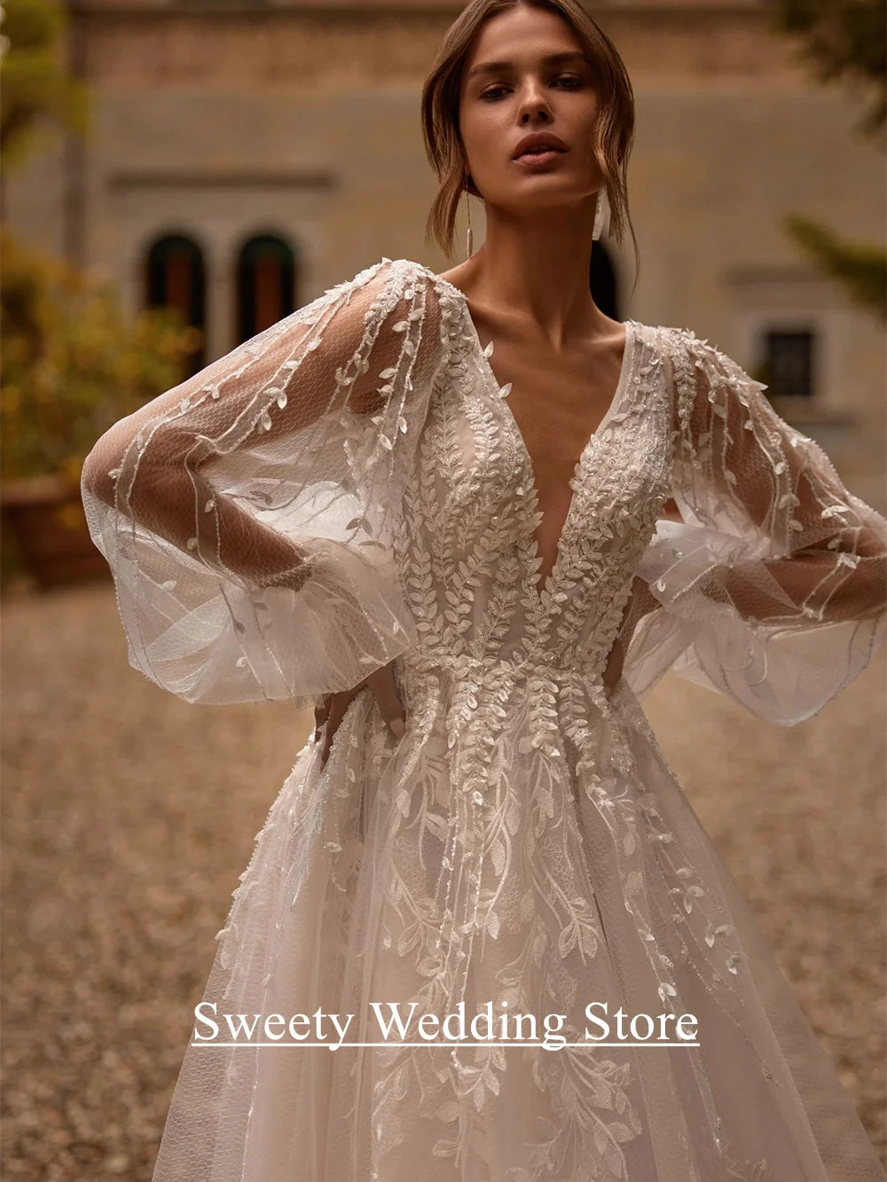 Princess Wedding Dress Customized Puff Sleeves Illusion Back Buttons Applique Sweep Train Vestido De Noiva Bridal Gown